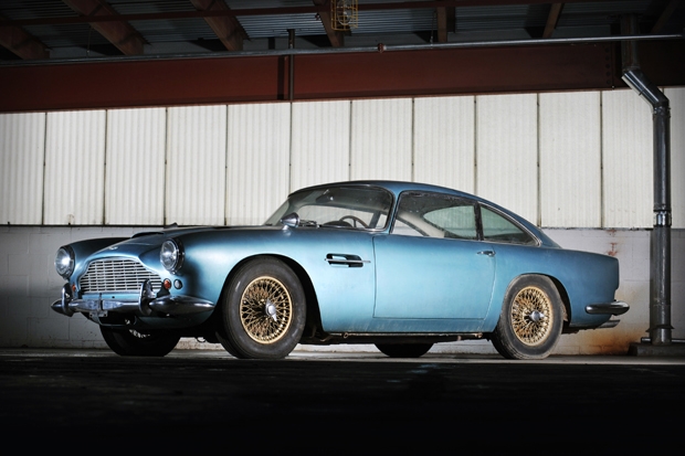 Aston Martin DB4 Series IV 1961