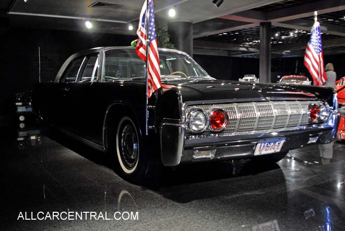 Lincoln Continental Presidential Limousine 1962