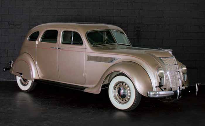 Chrysler Airflow 4-dr Sedan 1933