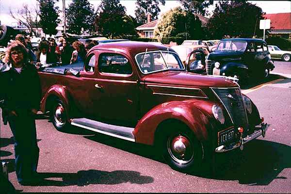 Ford  Ute 1937 (Australia)