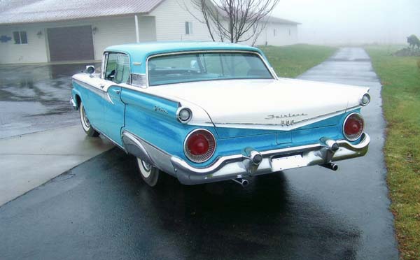 Ford 4-dr Hardtop 1959