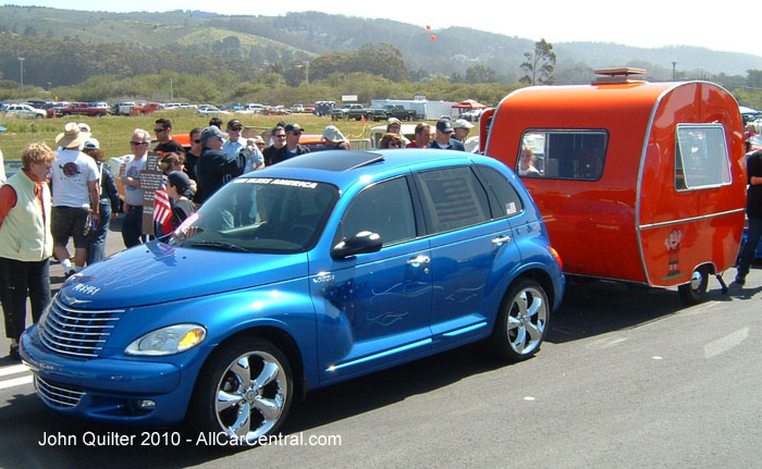 Chrysler PT Cruiser 2005 and trailer Pacific Coast Dream Machines 2010