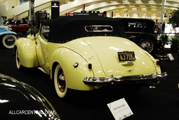 Packard Super Eight Darrin Victoria 1939