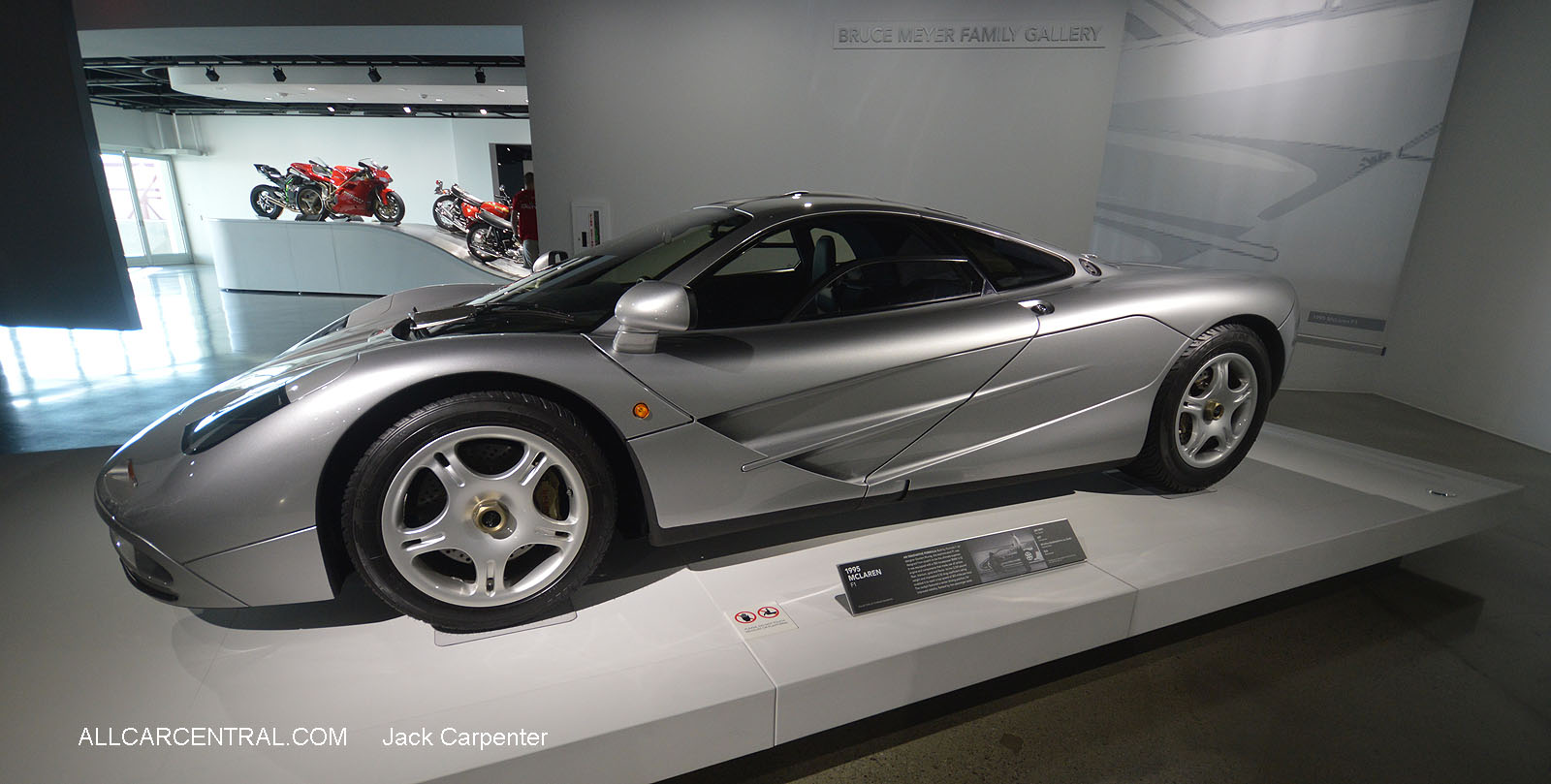   McLaren 
F1 1995  Petersen Automotive Museum 2016