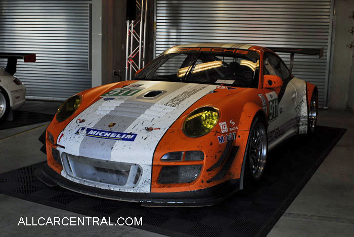 Porsche 911 GT3 R Hybrid 20 2011 Rennsport Reunion IV