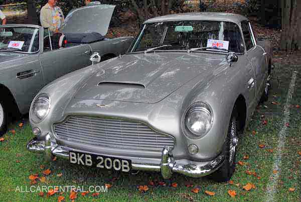 Aston Martin BD5 1964