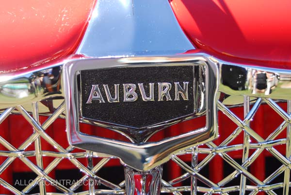 Auburn 12-161A 1933