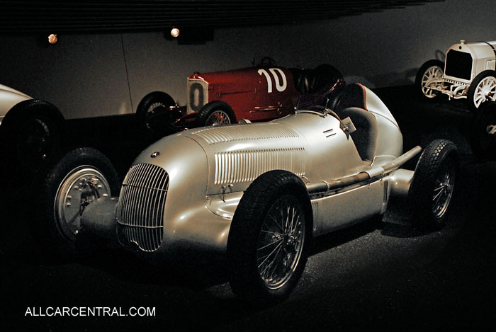 Mercedes-Benz 750kg W25 1934