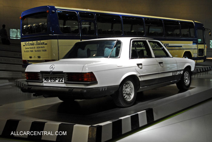 Mercedes-Benz Experimental Safty Vehicle ESF22 1973