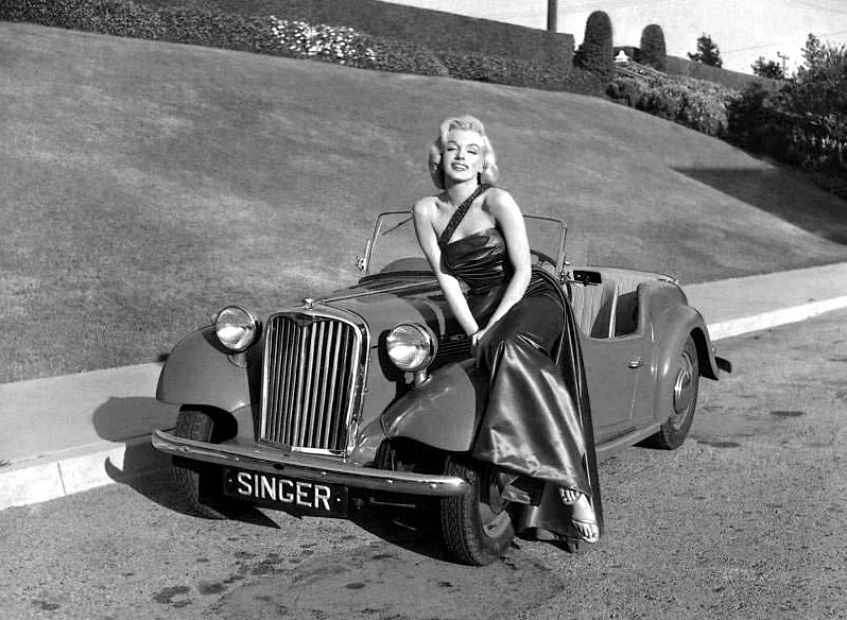 Singer 1953 Marilyn Monroe